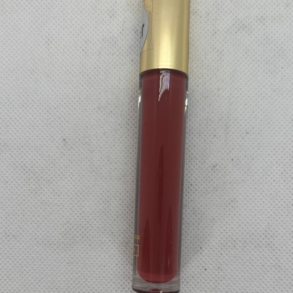Crimson City Lips Plumping Lip Gloss